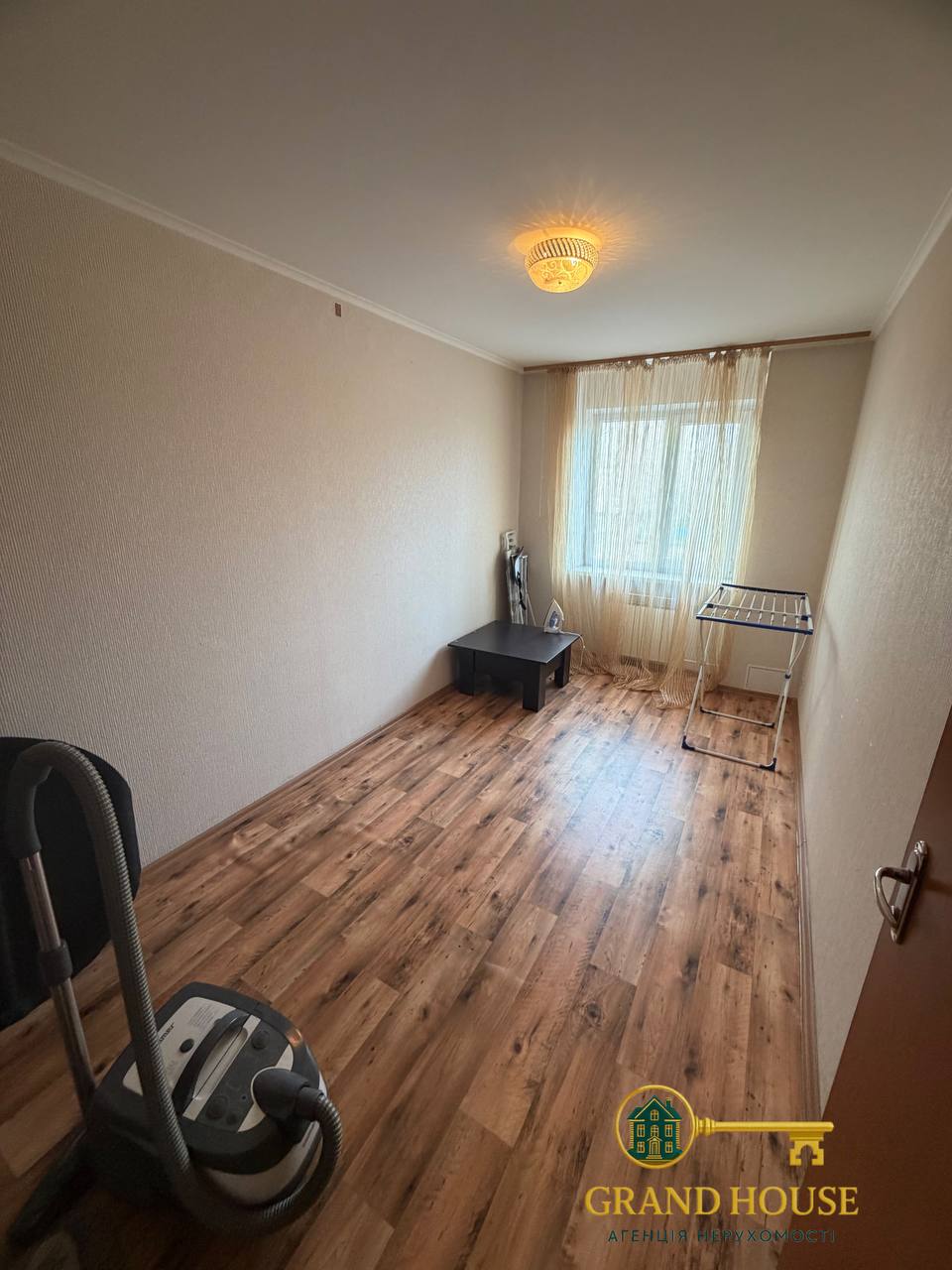 Оренда 3-кімнатної квартири на Героїв АТО